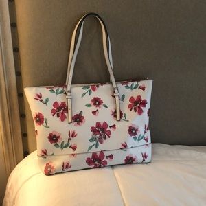 New Guess Summer Tote Bag